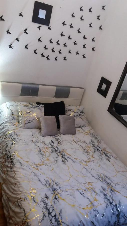 Habitacion Cookie En Chamberi Madrid Luaran gambar